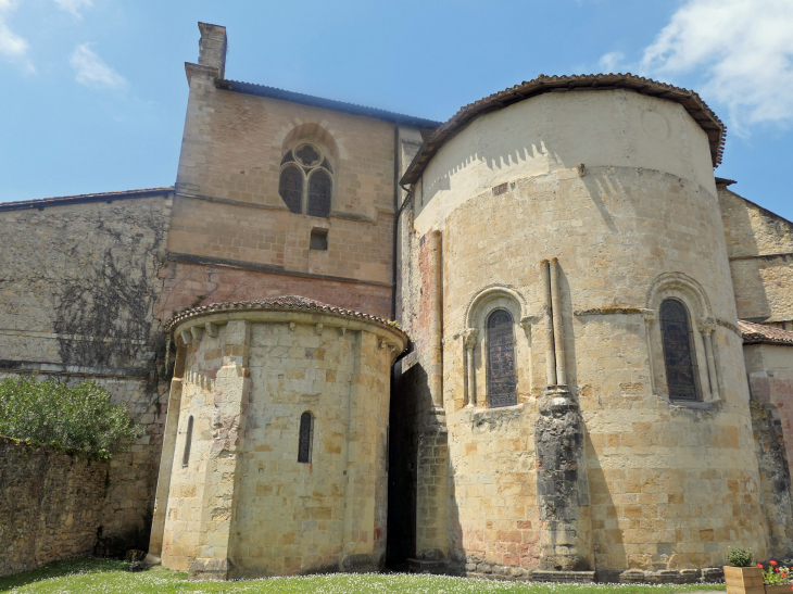 L'église abbatiale Saint Jean - Sorde-l'Abbaye