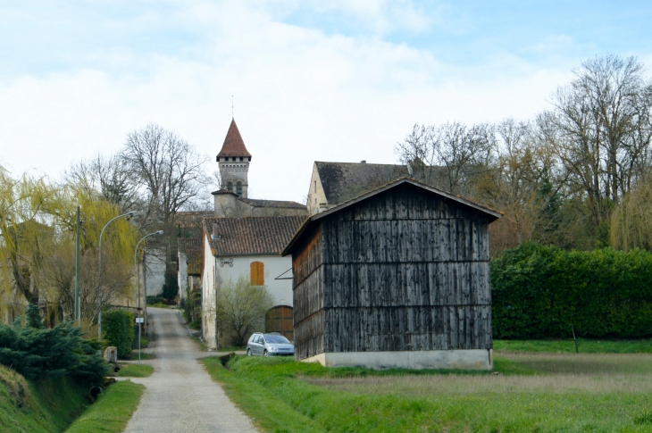 Vue sur le village. - Andiran