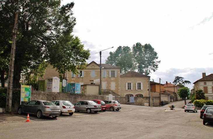 Le Village - Astaffort