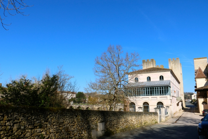 Le-moulin desTours. - Barbaste