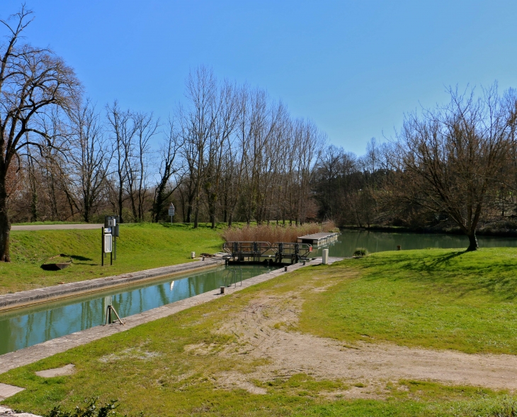 L'écluse. - Buzet-sur-Baïse