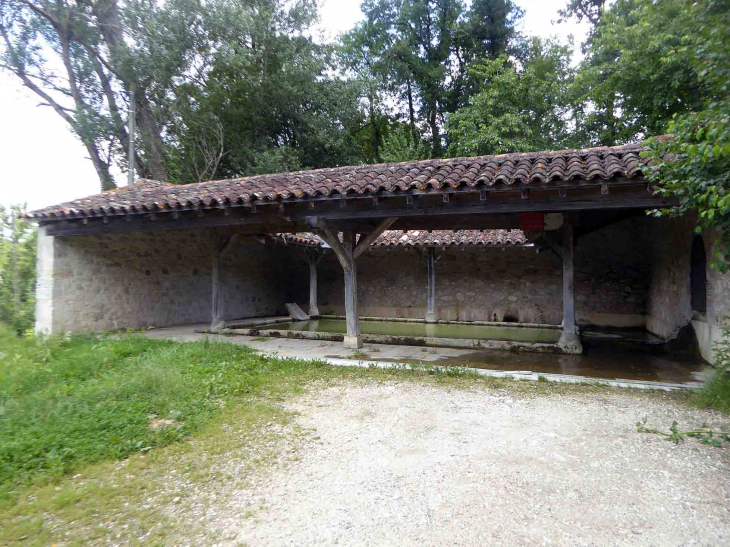 Lavoir - Cuq