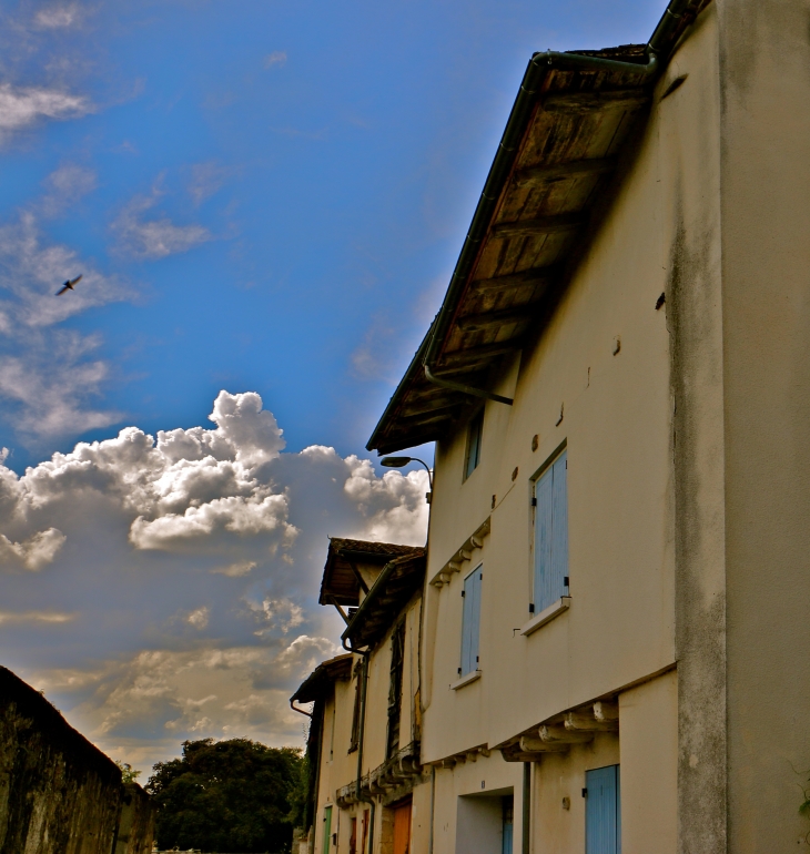 Rue du vieux pont - La Sauvetat-du-Dropt