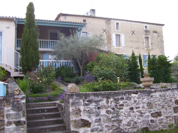 RUE DES DOUVES - Lévignac-de-Guyenne