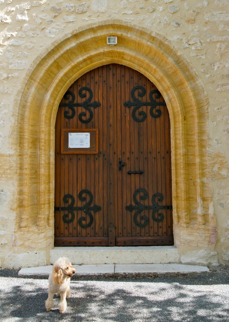 Le portail de l'église. - Parranquet