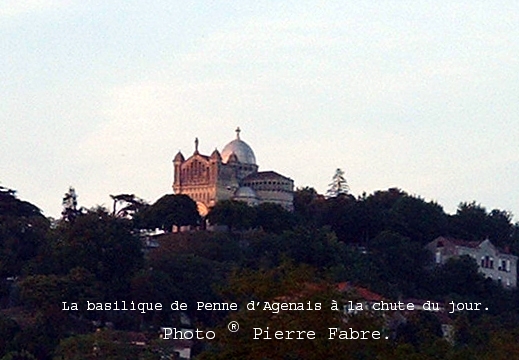 La basilique de style bysantin. - Penne-d'Agenais