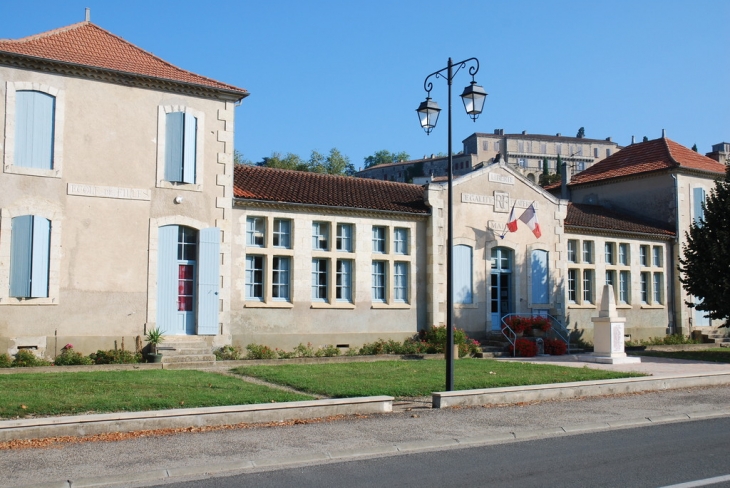 La mairie et l'école - Poudenas