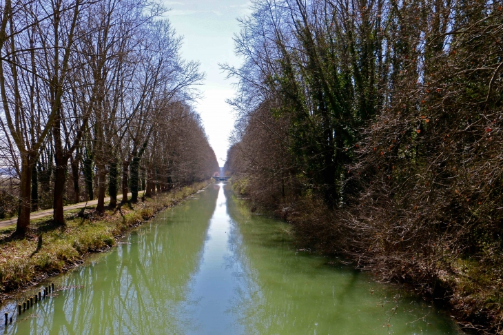 Le canal latéral à la Garonne. - Puch-d'Agenais