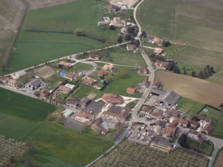 Vue aerrienne du bourg de saint aubin - Saint-Aubin