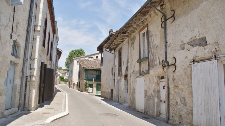 La Commune - Saint-Maurin