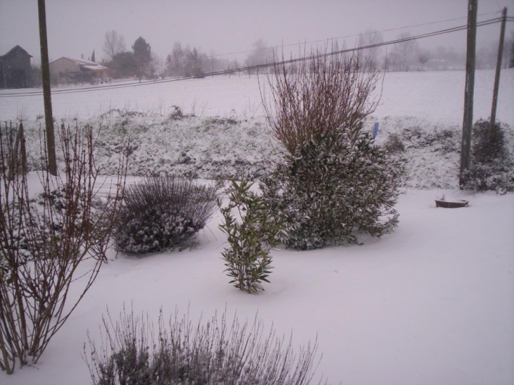 St Pierre sous la neige - Saint-Pierre-de-Clairac