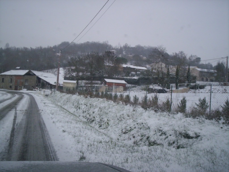 St Pierre sous la neige - Saint-Pierre-de-Clairac