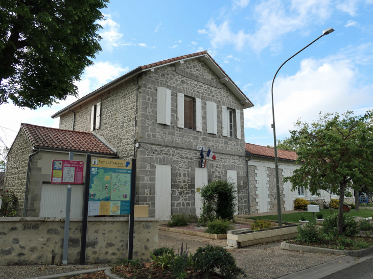 La mairie - Saumont