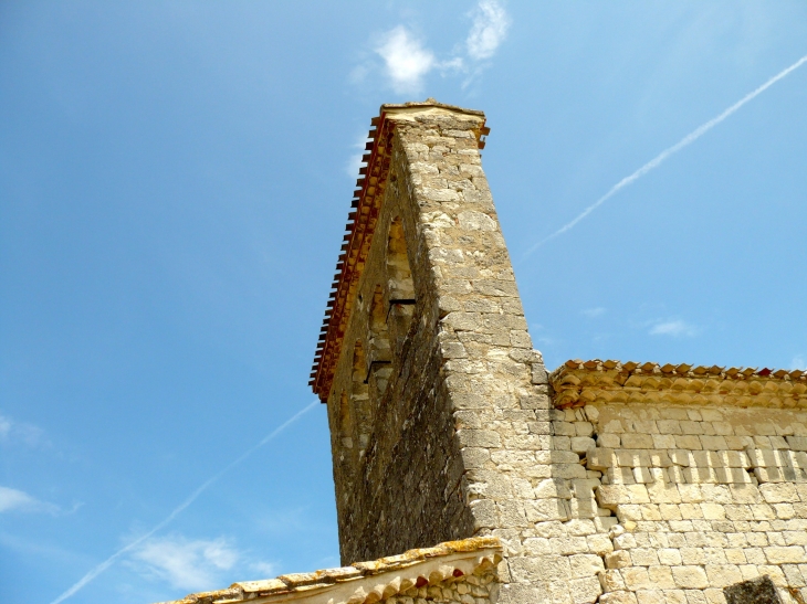 Clocher Mur de l'église Saint-André-de-Carabaisse 12e,15e,16e siècle. - Tournon-d'Agenais