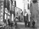 Photo précédente de Tournon-d'Agenais Entrée principale de la ville, début XXe siècle (carte postale ancienne).