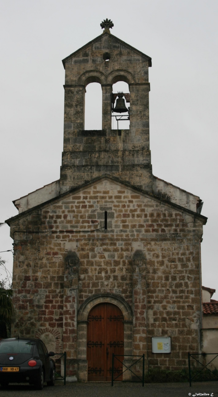 Eglise de Ladignac et sa petite place - Trentels