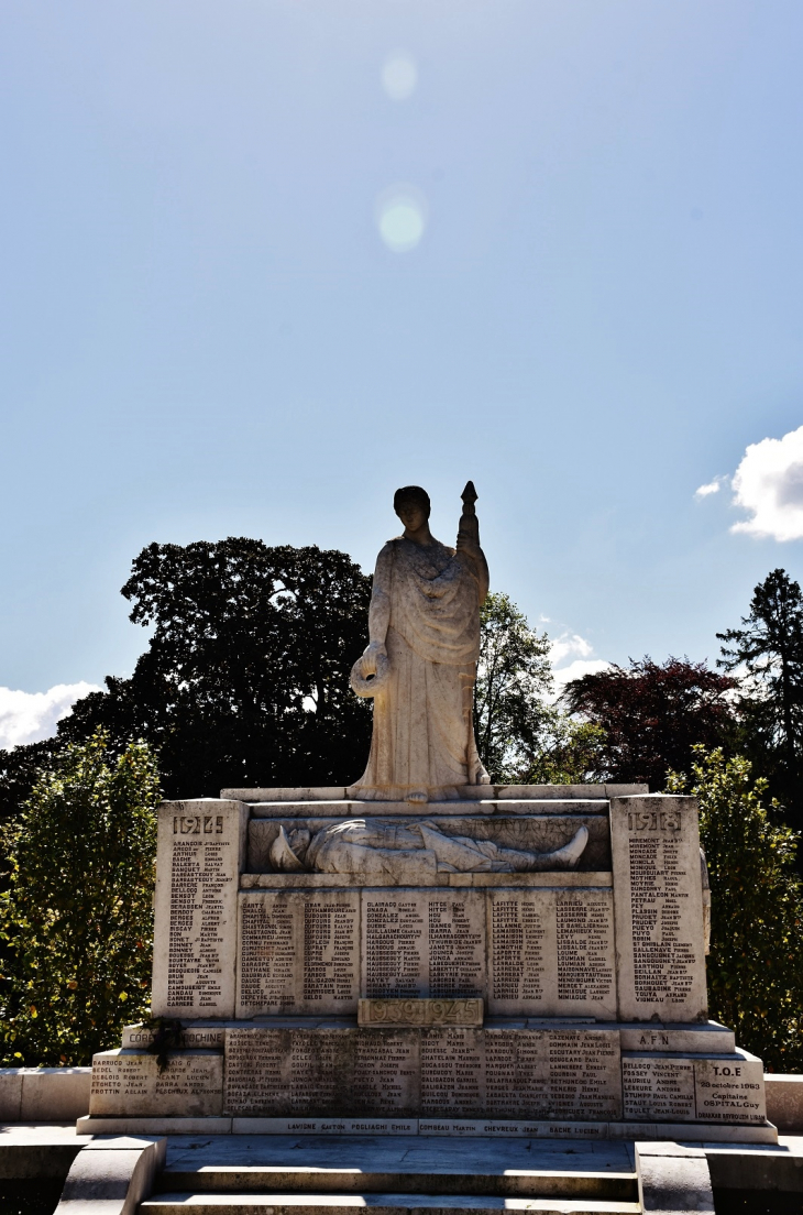 Monument-aux-Morts - Anglet