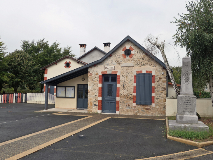 La mairie - Araujuzon