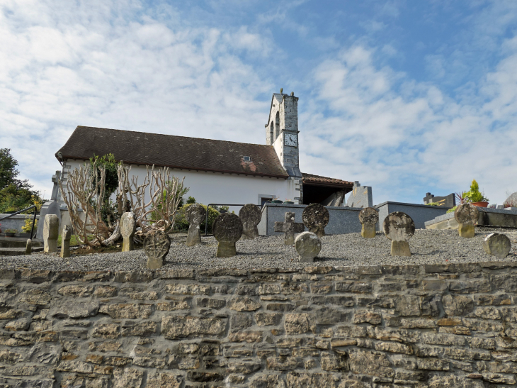 L'église et le cimetière basque - Arhansus