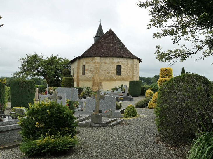 Cagnez : derrière la chapelle - Arthez-de-Béarn