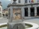 la fontaine devant l'hôtel de ville