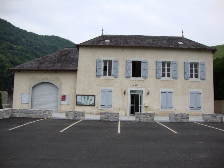 Asasp-Arros (64660) à Asasp, la mairie 