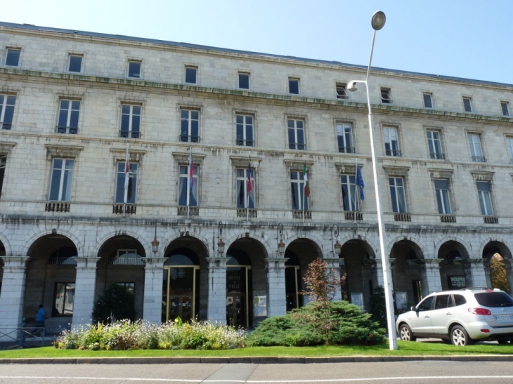 L'hotel de ville - Bayonne