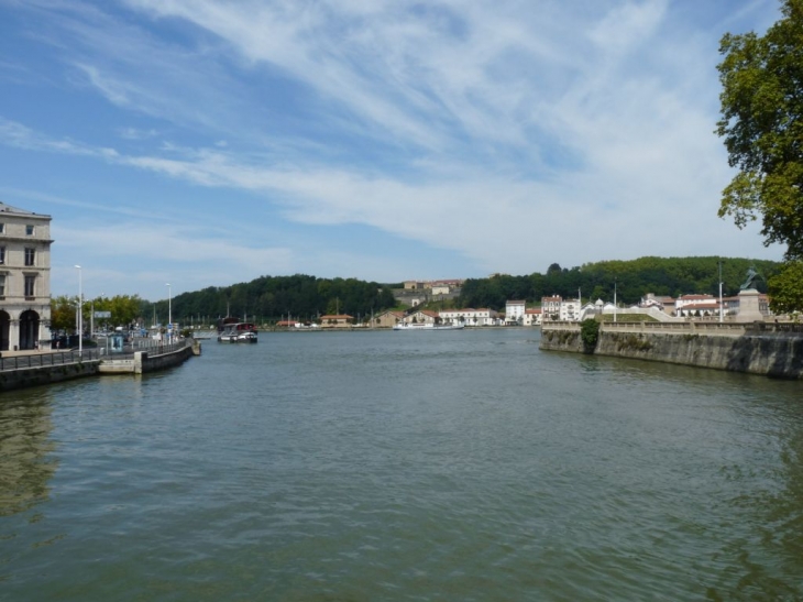 La Nive rejoind l'Adour - Bayonne