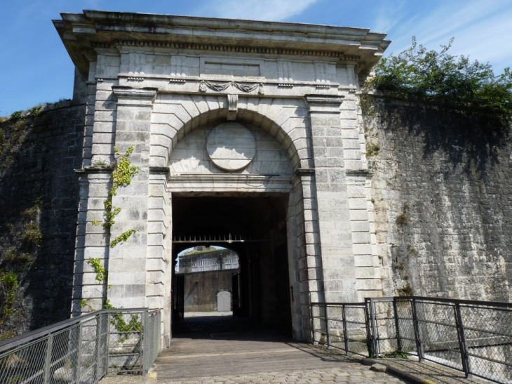 Porte d'Espagne - Bayonne