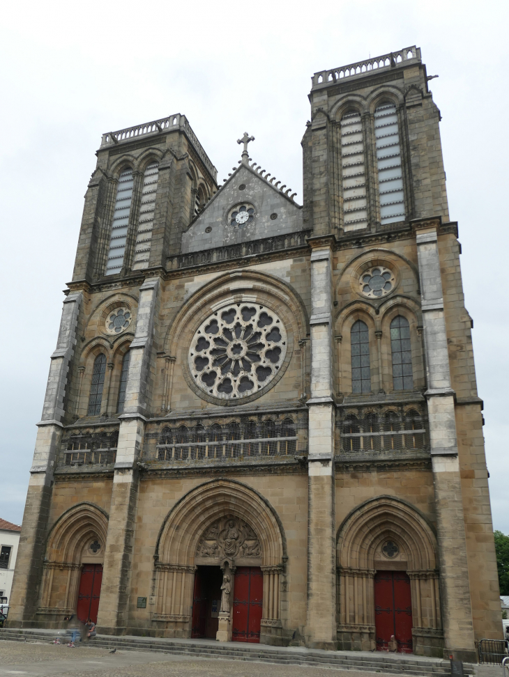 Le Petit Bayonne : l'église Saint André