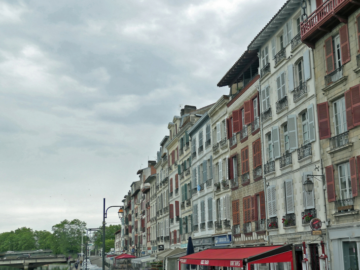 Vieux Bayonne : le quai de Jauréguiberry