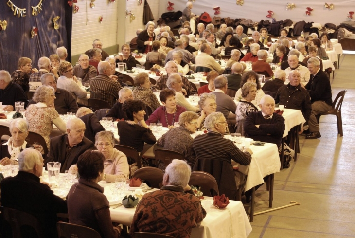 Bénéjacq Repas des aînés 2010