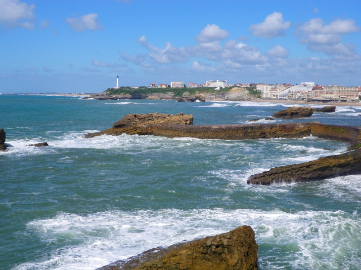 Vue sur le phare - Biarritz