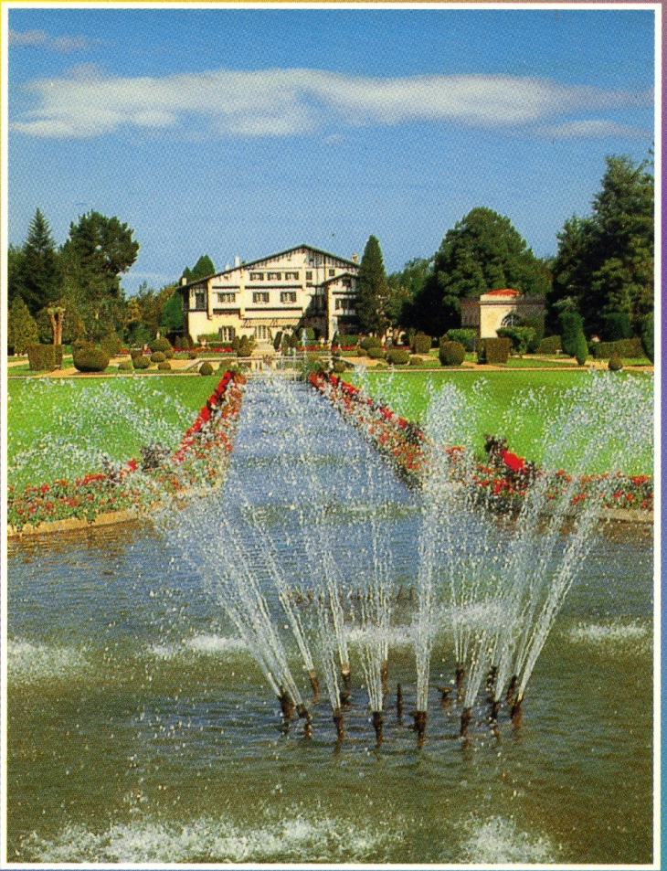 Arnaga ancienne demeure d'Edmond Rostand (carte postale de 1990) - Cambo-les-Bains