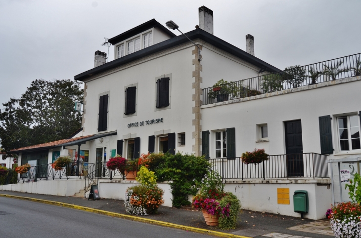 Office de Tourisme - Cambo-les-Bains