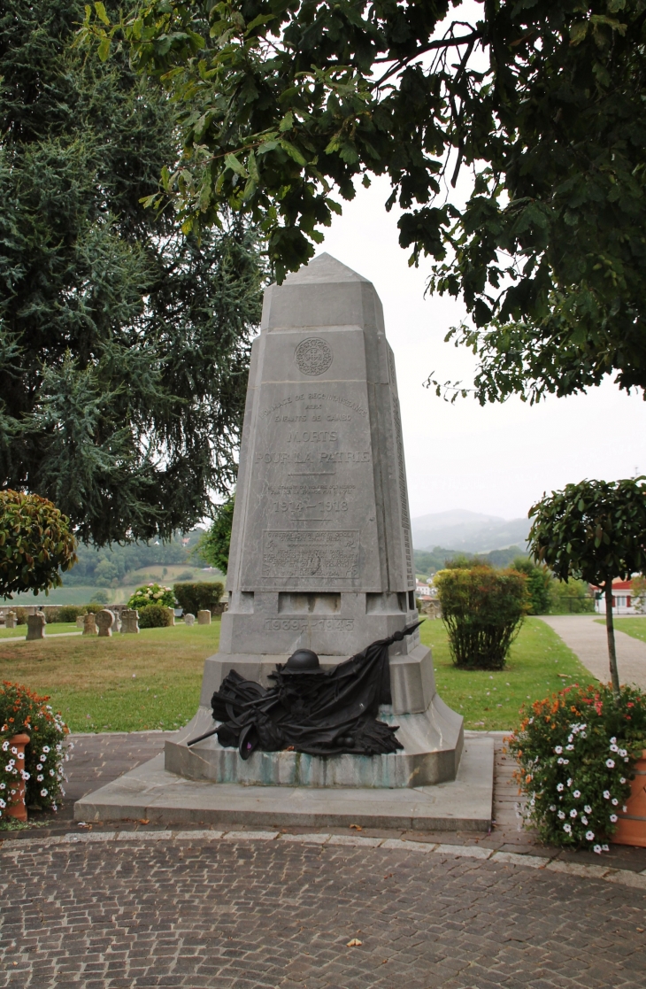 Monument aux Morts - Cambo-les-Bains