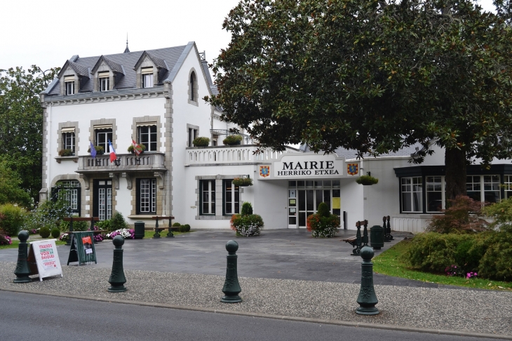 La Mairie - Cambo-les-Bains