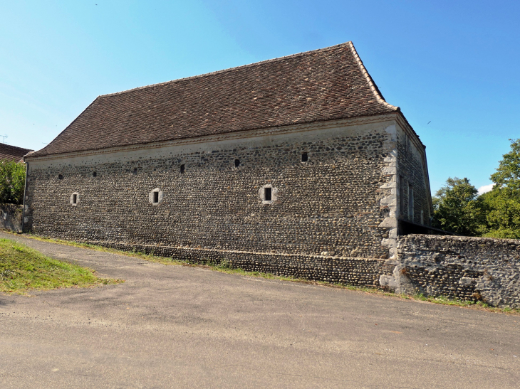 Bâtiment en galets - Castétis