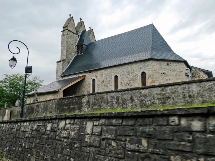 L'église - Charritte-de-Bas