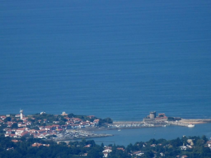 Une vue de la Rhune (905m) - Ciboure