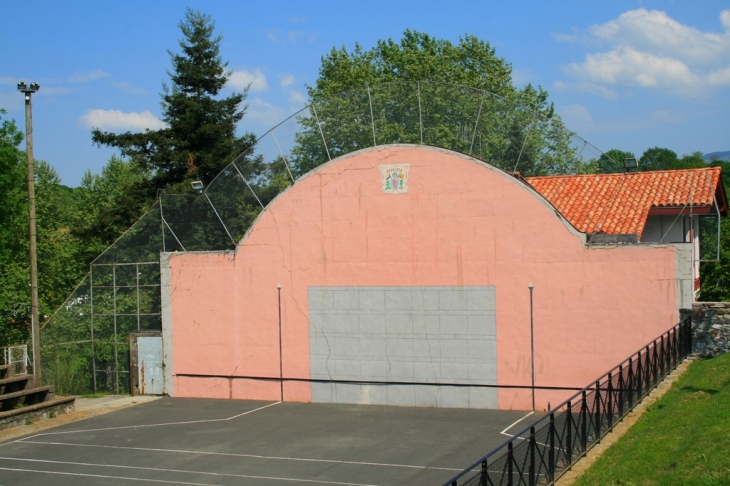 Fronton de pelote basque - Espelette