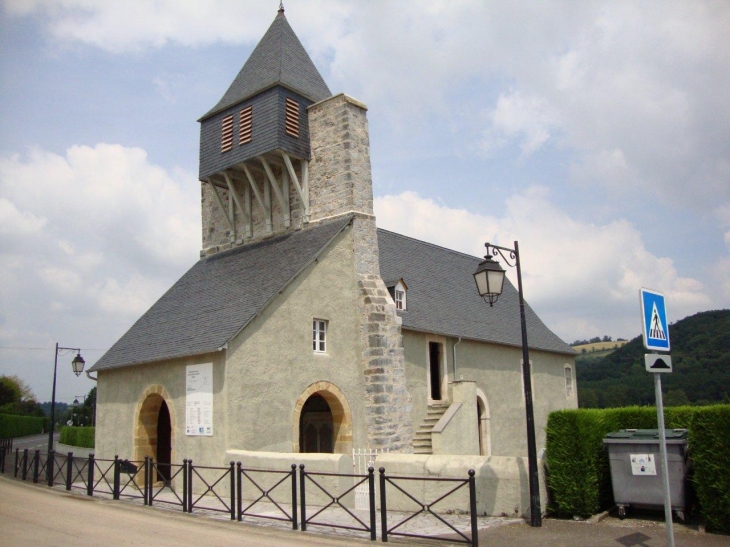 Espès-Undurein (64130) à Espès, l'église