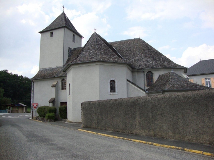 Féas (64570) église