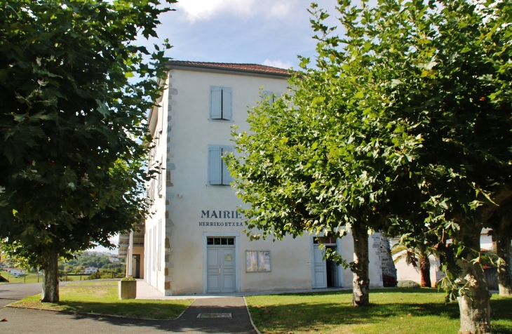 La Mairie - Garris