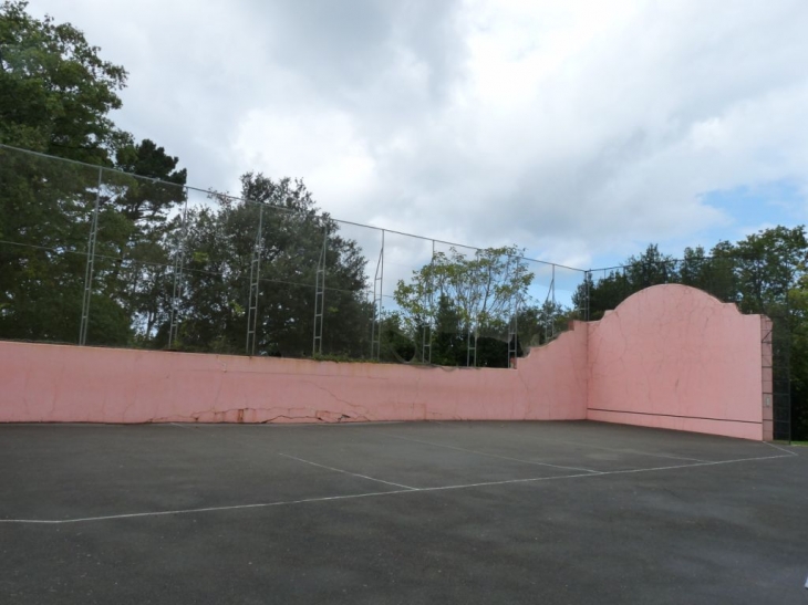 Le fronton mur à gauche - Guéthary