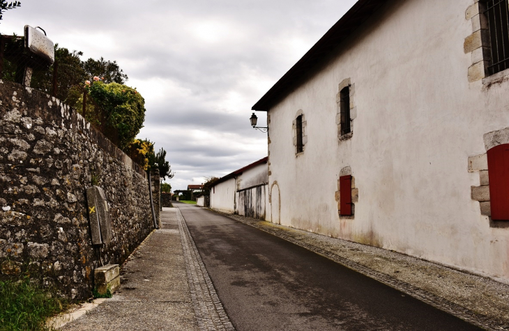 La Commune - Guiche