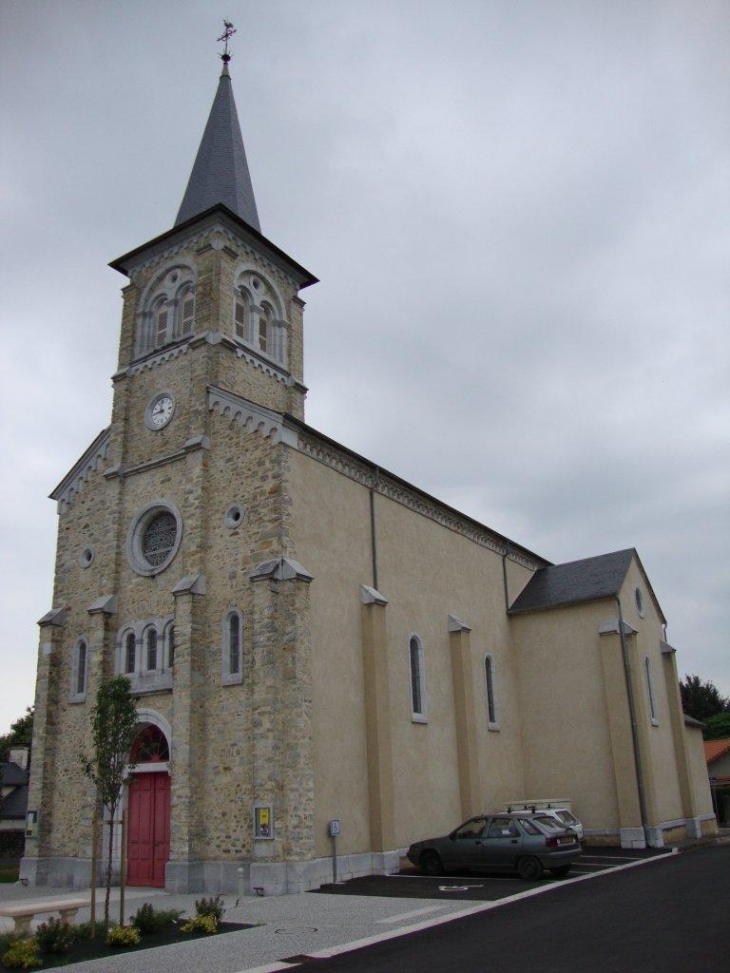 Gurmençon (64400) église