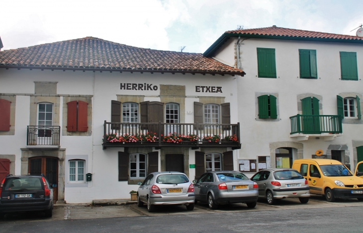 La Mairie - Hélette