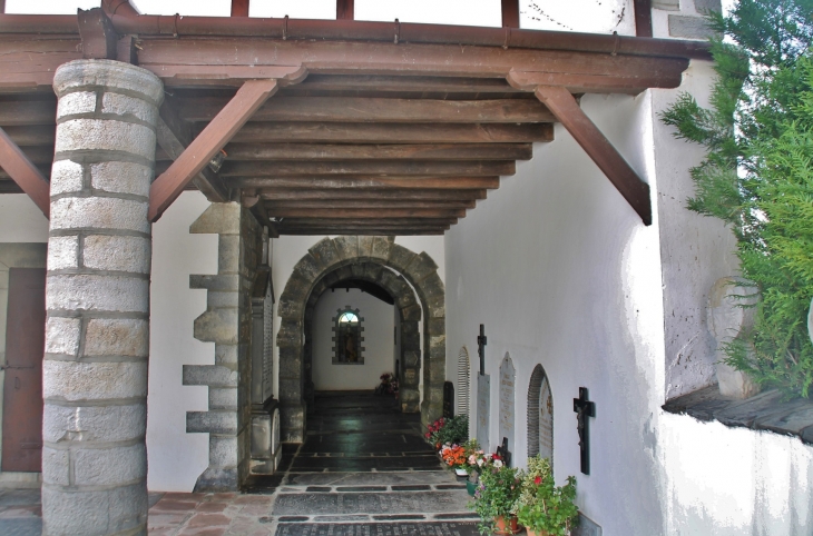     église Sainte-Marie ( Le Porche ) - Hélette