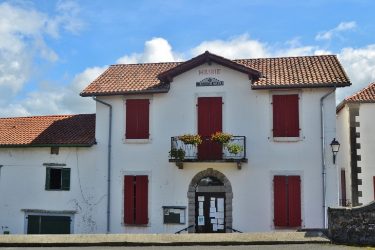 La Mairie - Iholdy